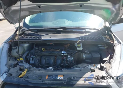 2018 Ford Escape S z USA, uszkodzony, nr VIN 1FMCU0F76JUC62827